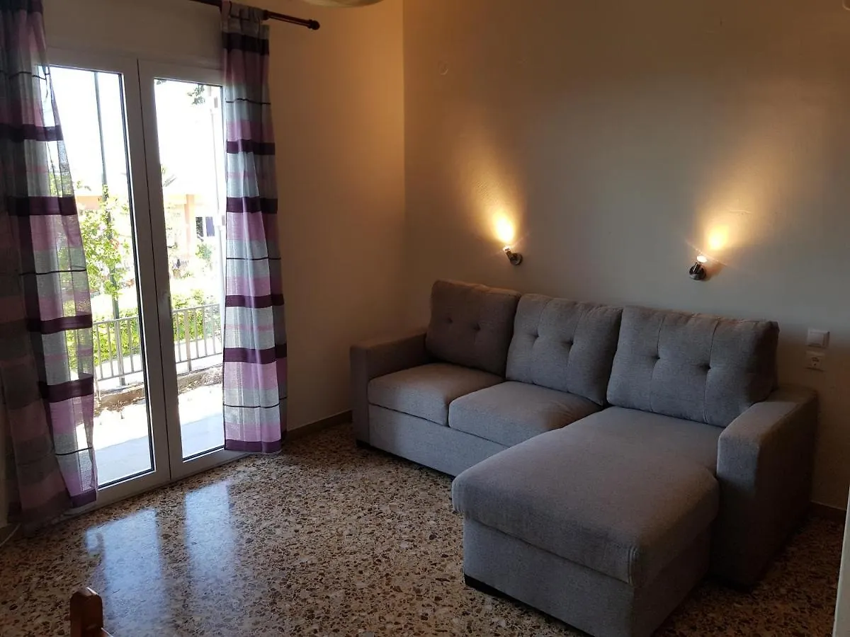 Filippos Apartments 